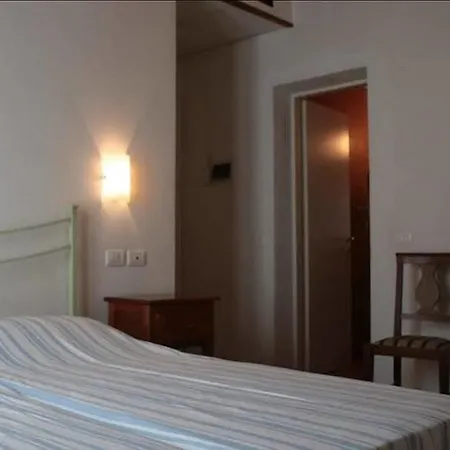 Tuscany بيت ضيافة