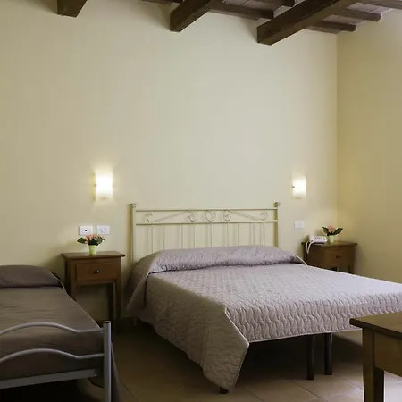 Tuscany بيت ضيافة سيينا