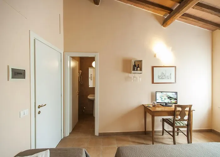 Tuscany בית הארחה