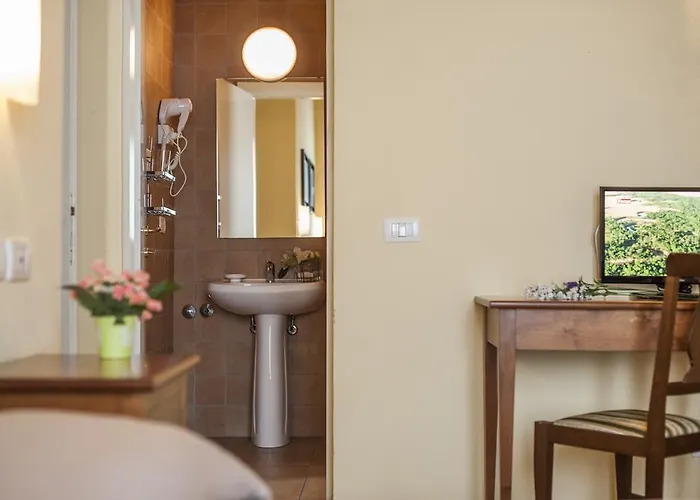 בית הארחה Tuscany 4*