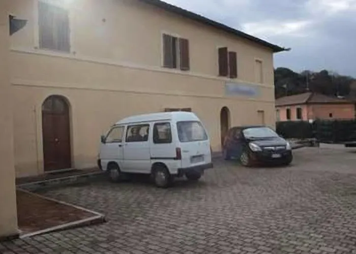 Tuscany בית הארחה 4*