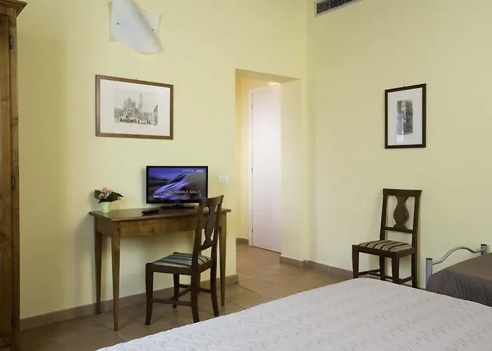 Tuscany בית הארחה 4*