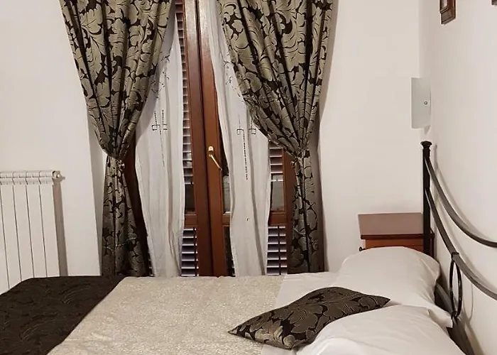 בית הארחה Tuscany סיינה