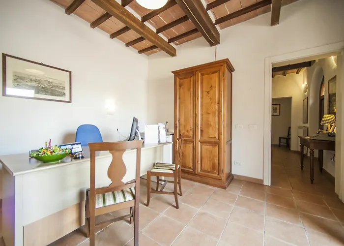 Tuscany בית הארחה