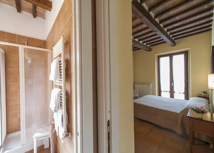 בית הארחה Tuscany סיינה