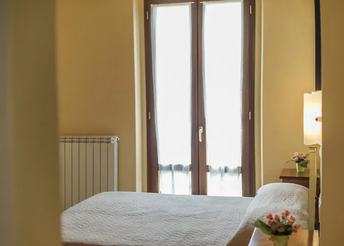 Tuscany בית הארחה 4*