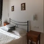 Tuscany Konukevi